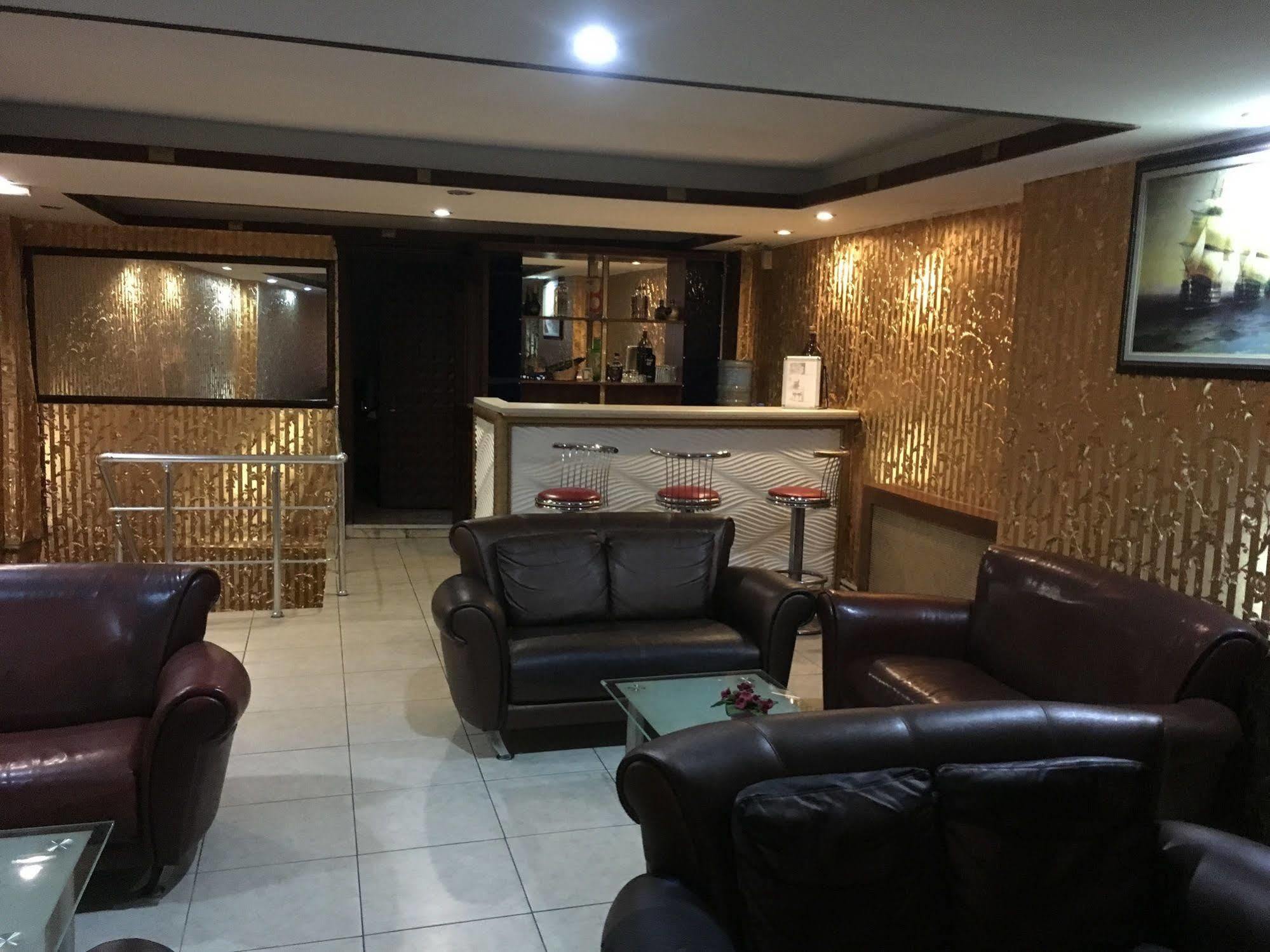 Oeruen Hotel Istanbul Exterior foto